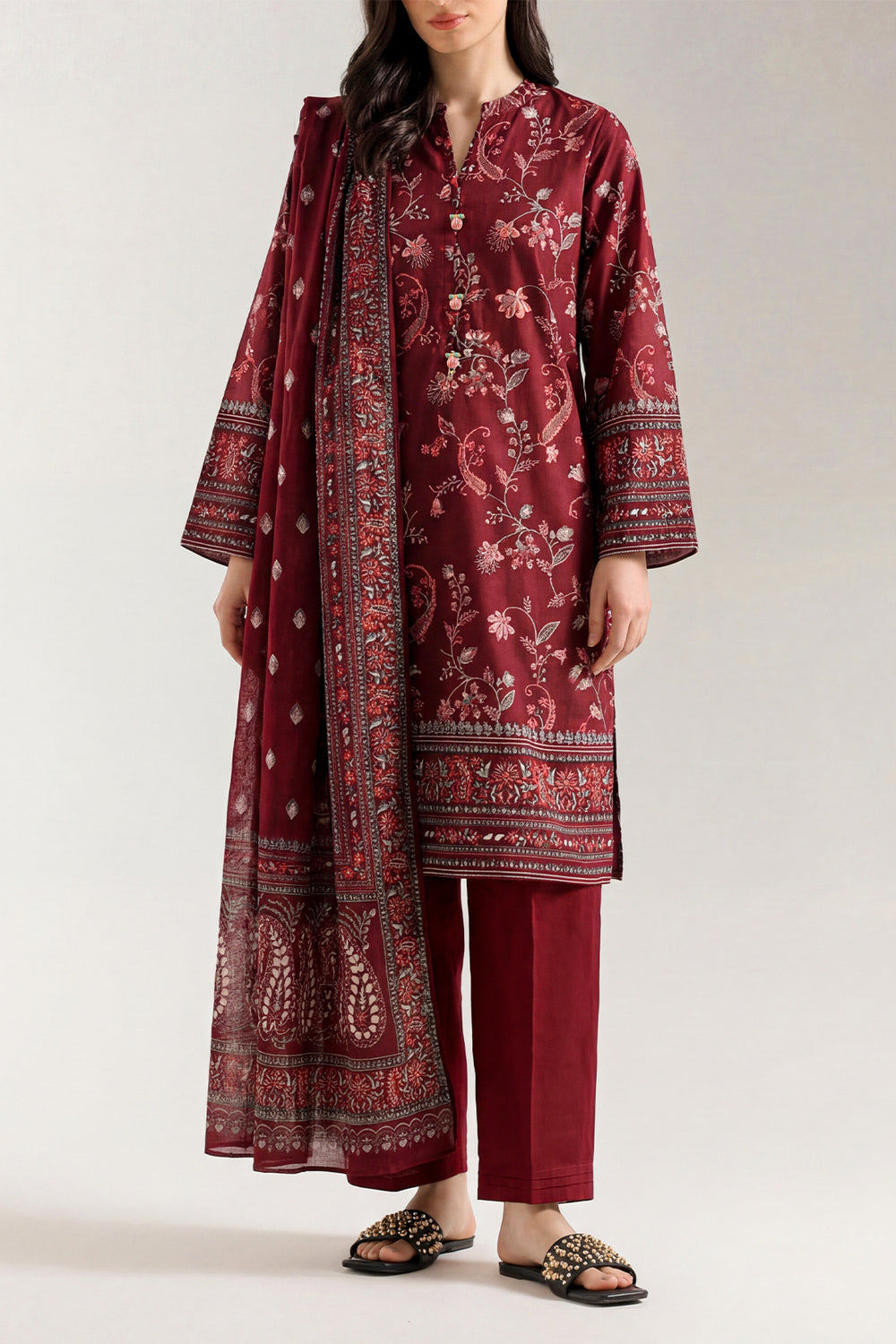 Saya 3 Piece Premium Lawn Collection D.C:U01-25711-04B