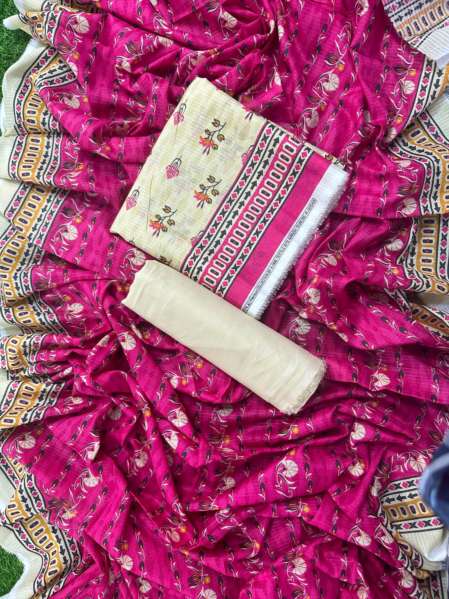 SAFINA BEIGE-PINK PRINTED 3PCS