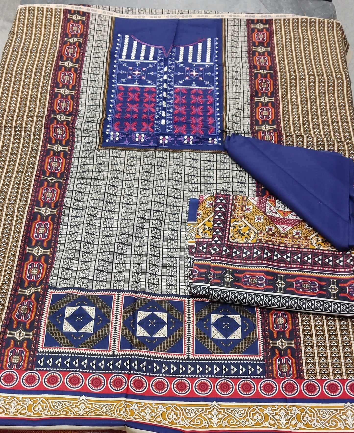 LIMELIGHT Printed Premium Unstitched Collection