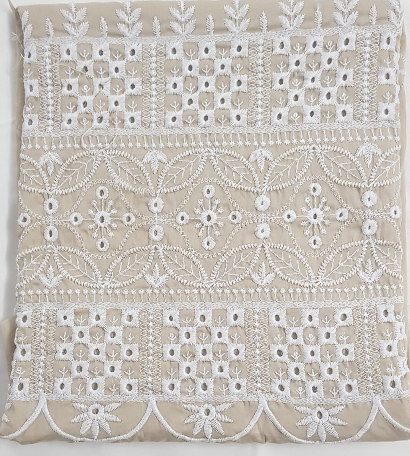 ✨💃 Saqafat Kurti 💃✨ 🌸 100% Original 🌸 🌿 Chikankari Embroidery 🌿 Vol III