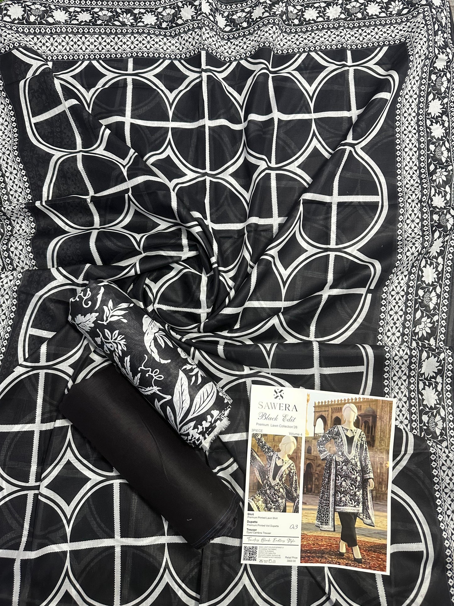 Sawera B&W Unstitched 3Pcs D-03