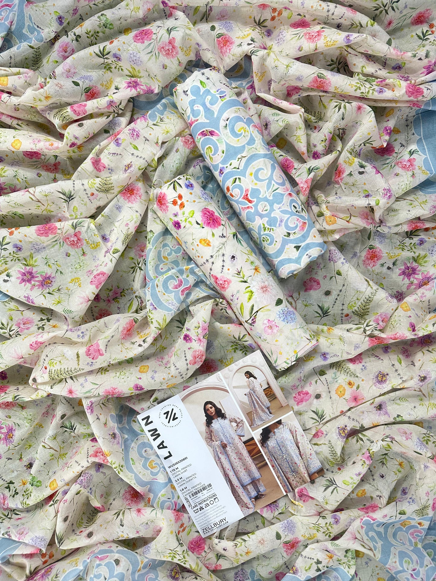 Zellbury D.C:-WUS26X30891  Printed Lawn 3Pcs Collection