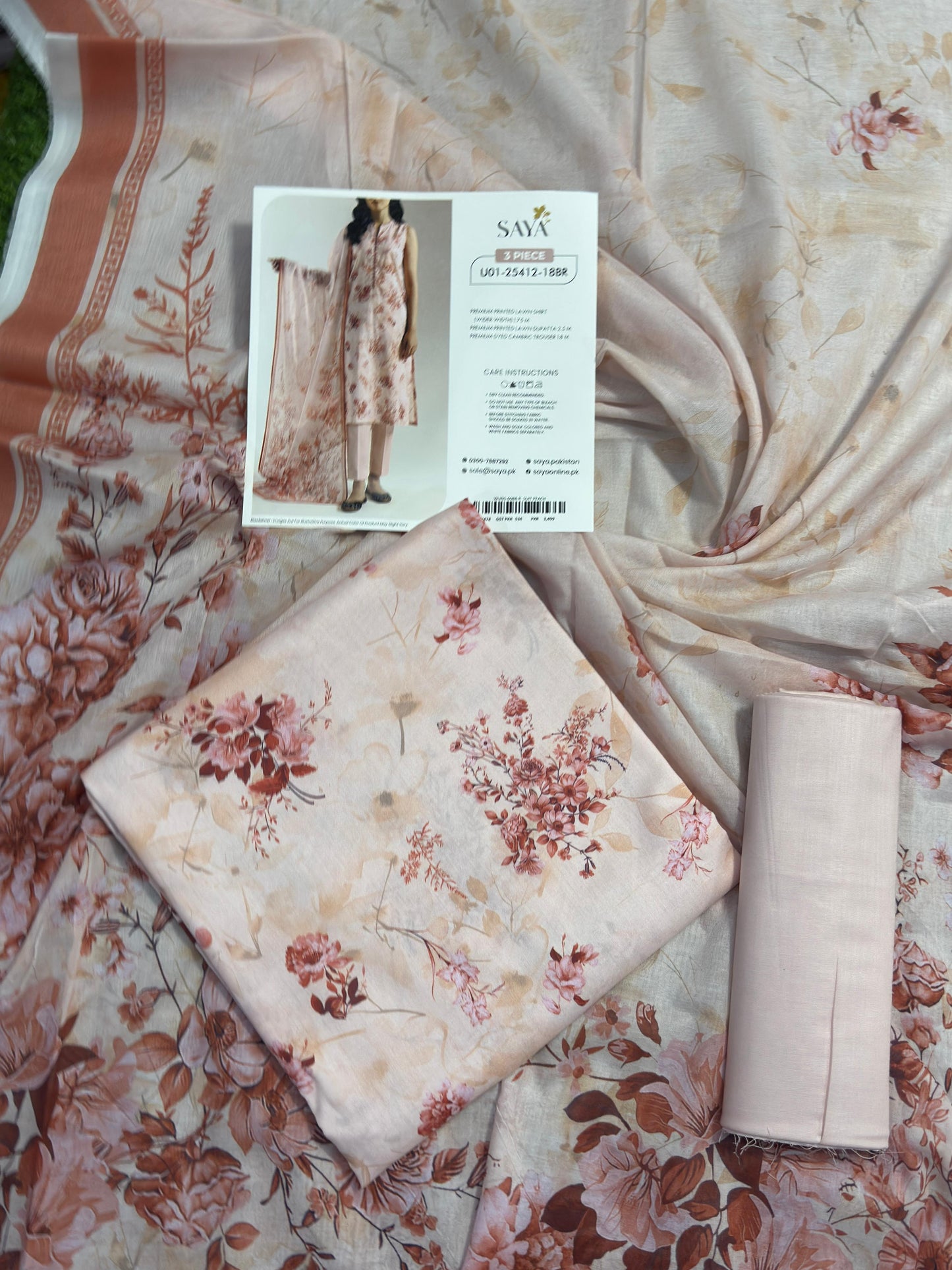 Saya 3 Piece Premium Lawn Collection D.C:U01-25412-18B