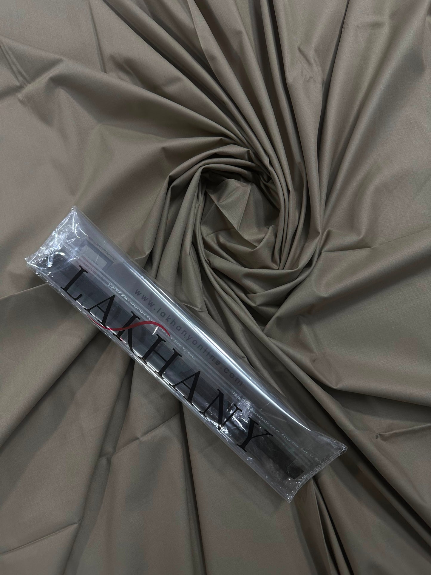 Lakhany Biscuiti Wash & Wear Gents