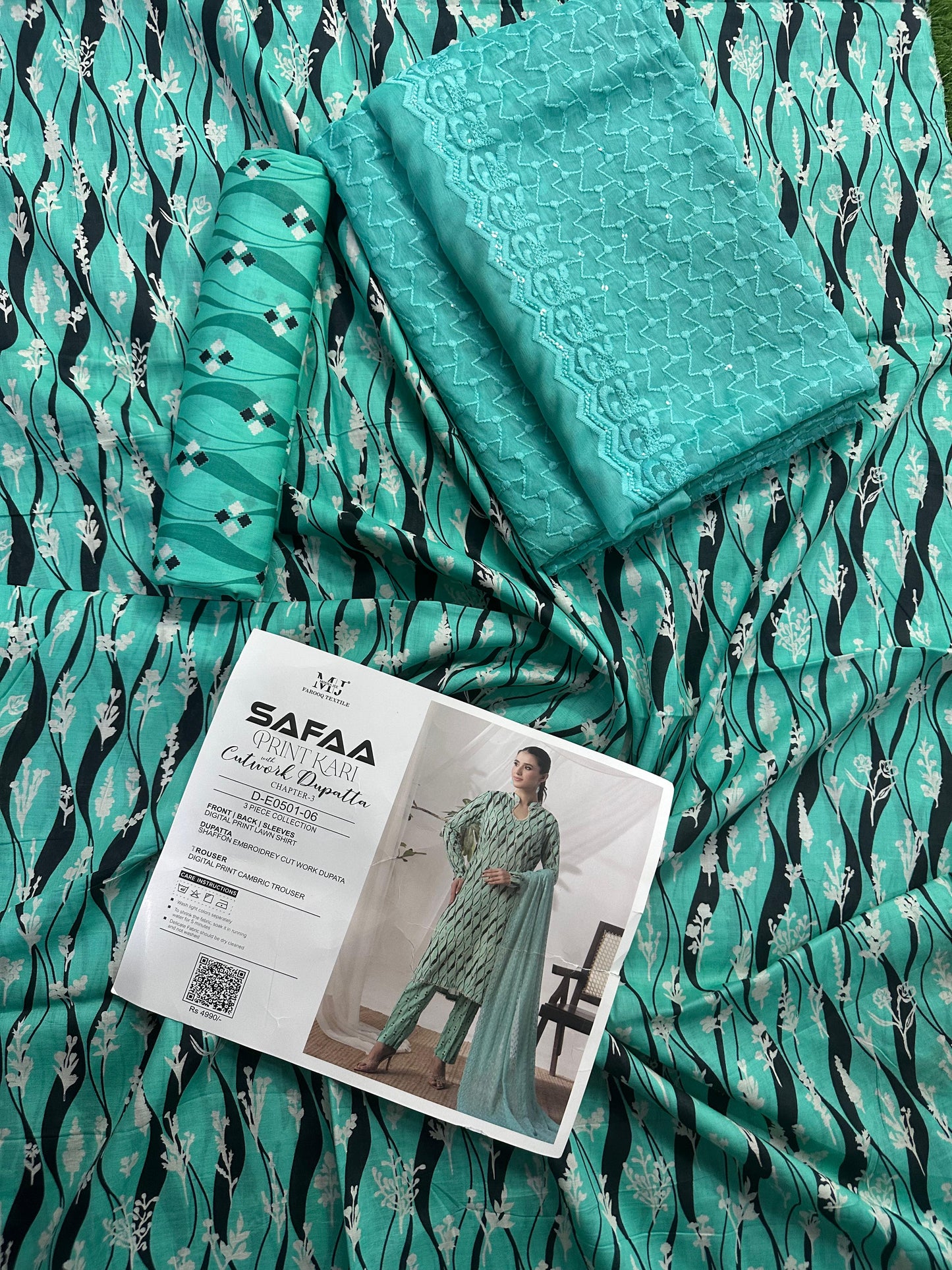 MJ Safaa Print Kari Lawn Collection – Chapter S - Premium Printed Lawn 3-Piece Suit Design#D-E0501-06