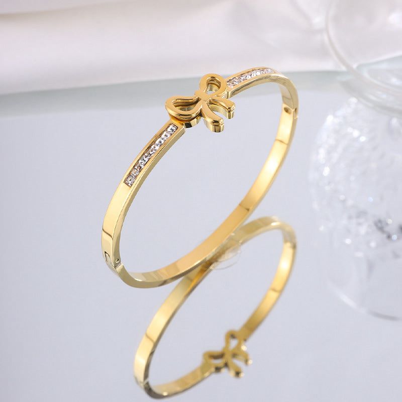 Stainless Steel Bow Zircon Handcuff ❤️