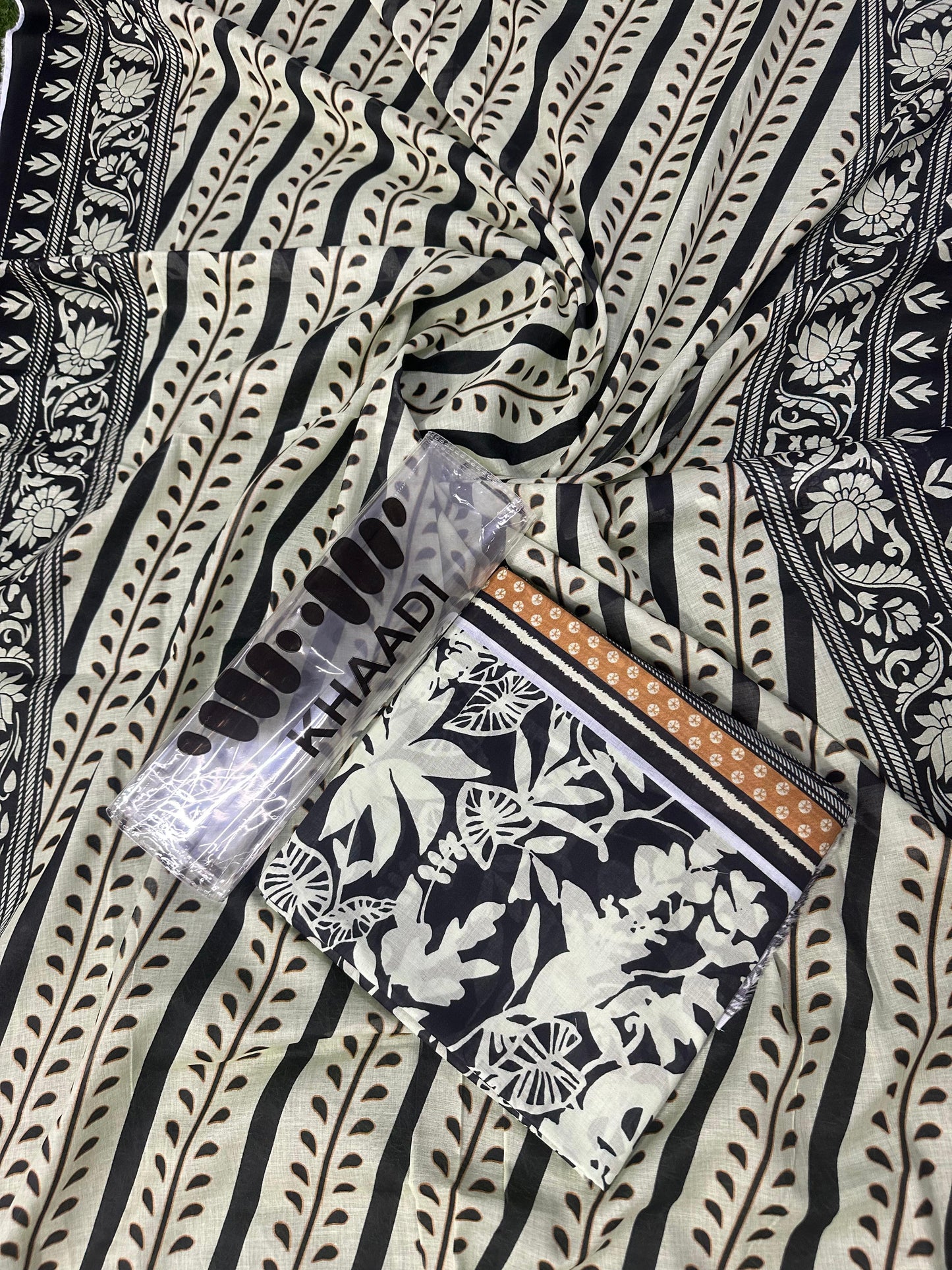 KHAADI 🌸 2PC Collection 🌸 💖 S + D 💖