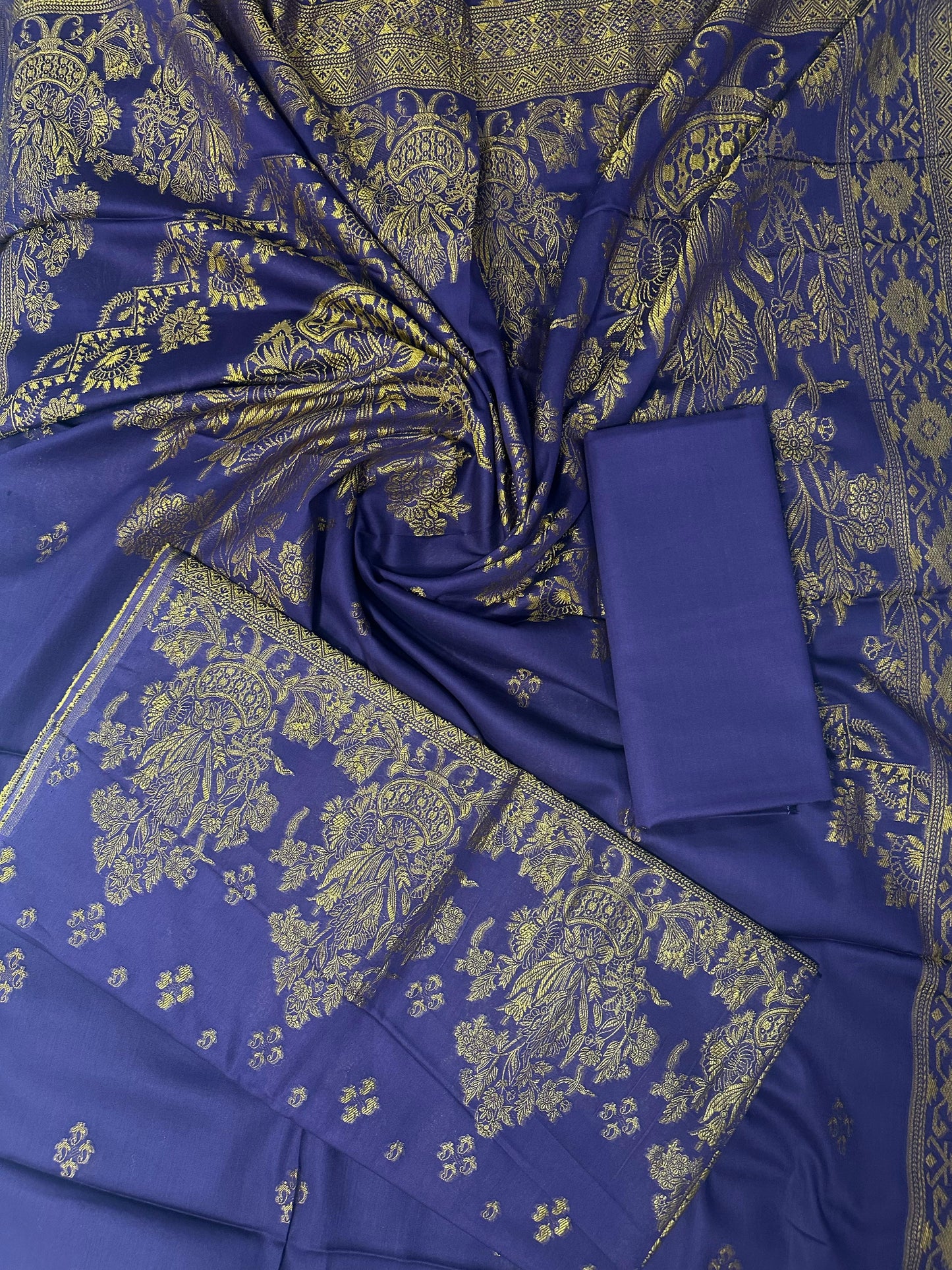 Tawakkal Unstitched Jacquard 3-Piece Collection
