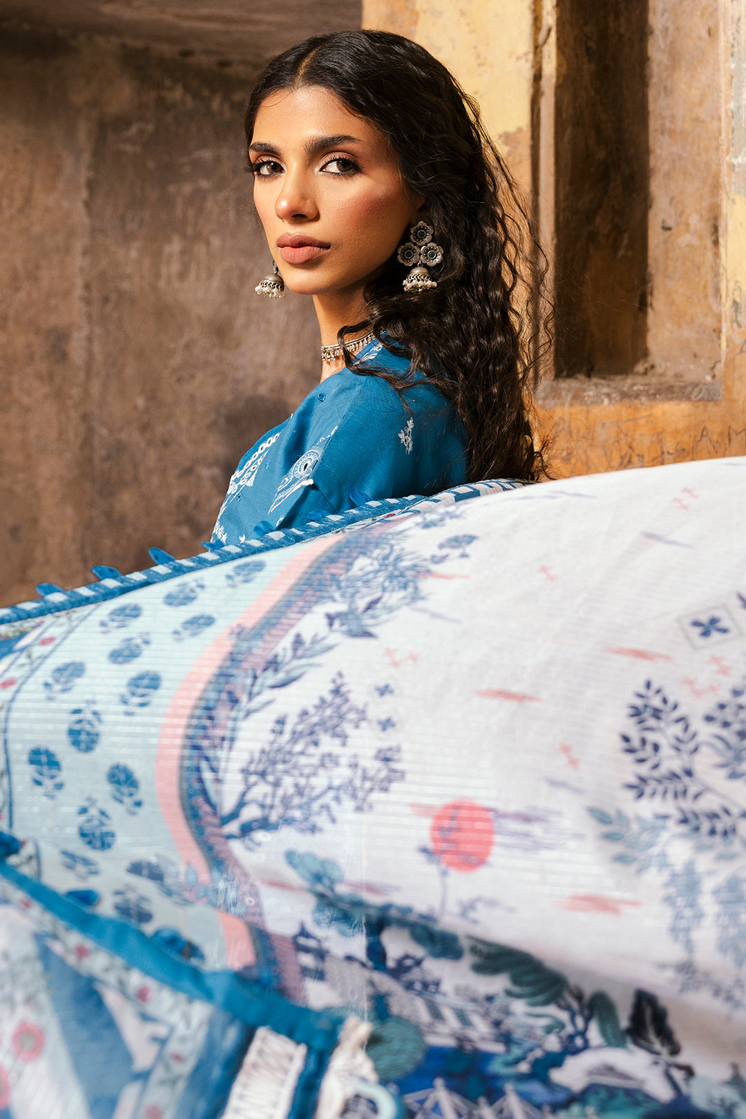 ZELLBURY 🌟 CHIKANKARI 💙 ROYAL BLUE ZARI ELEGANCE – WUS25E30832 💙