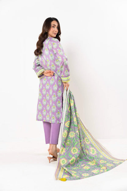 Alkaram Digital Printed Lawn 3 Piece 😉🧡