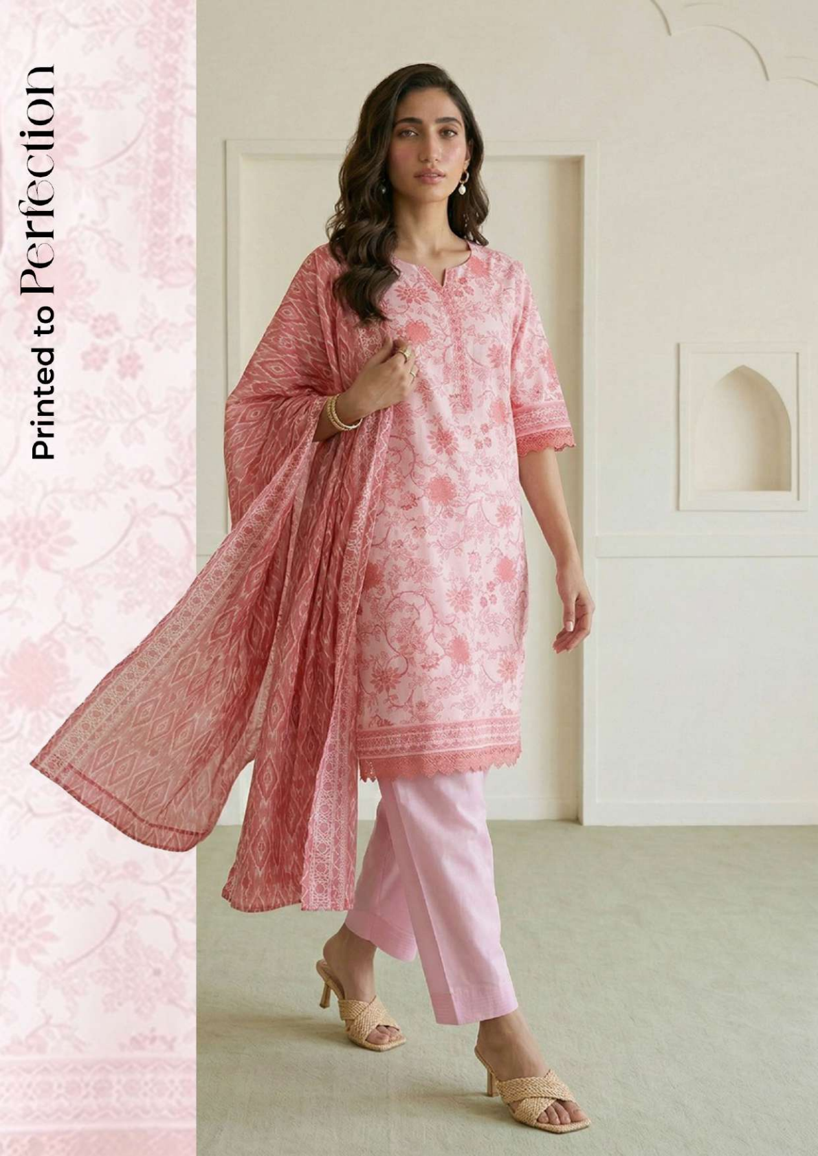 ZELLBURY Unstitched 3pcs Lawn Collection D.C:- WUS26X31082